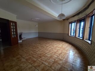 -706175497_161p62vam7arfoxg.jpg