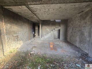 -706187185_kxp7ezosdzobp7oq.jpg