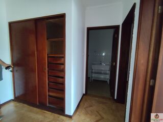 -706190146_bts2bz9vc7bfh07f.jpg