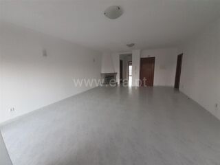 -611294996_apartamento-t3-ilhavo-gafanha-da-nazare_14_1_1294996_16013300_2_1__2born5wmI0nigmmcGHDml5ZNWKic41NH4Pyn1ehmGGLnEB8h4ZPpqcw_.jpg