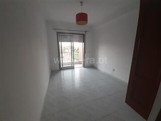 -611294996_apartamento-t3-ilhavo-gafanha-da-nazare_14_1_1294996_16013301_2_1_5x8ABdV4OrNI6us_2bVphNSZ8tqsITH006FocJpOGqonfEB8h4ZPpqcw_.jpg