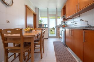 -611387049_apartamento-t3-aveiro-verdemilho_14_1_1387049_17101878_2_1_ur6gCOAnM63thaV_2bRDHBGTSr8zJJwp9AN8CdQ1XZ4mnEB8h4ZPpqcw_.jpg