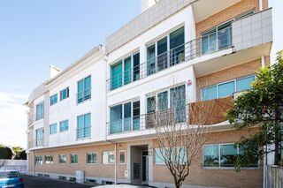 -611387049_apartamento-t3-aveiro-verdemilho_14_1_1387049_17101898_2_1_JGHuzHrnqPGL18_2b43WRSkTw4i2n9xd6iKSfMvYzQIR_2fEB8h4ZPpqcw_.jpg