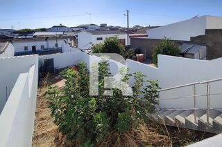 -706174394_8z59f7ber62zidu4.jpg