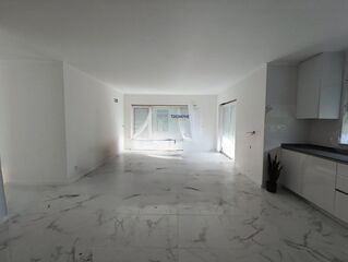 -80058924_40376_d0ca3e8