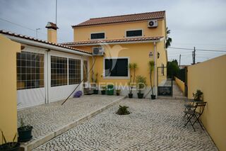 -11939352168_r8qeo8qmb2j275u85kdan1.jpg