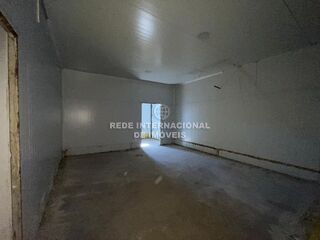 -819643729_ID60575a01-0000-0500-0000-00000fd8a0c5.jpg