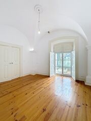 -212968378_IDf0989a01-0000-0500-0000-0000157f8cc0.jpg