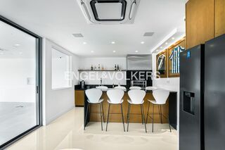 -881533256_c7a14a35-dfd9-4449-807b-3d4b09cdf707.jpg