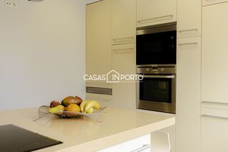 -706171979_u238maa6hjktmat1.jpg