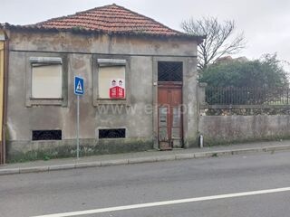 -611313316_moradia-geminada-t2-vila-nova-de-gaia-oliveira-do-douro_14_1_1313316_16861868_2_1_P4gsWR20LNqs_2bpdhM3eP_2fKumdpTupRdQjjFQf4c0Sk_2fEB8h4ZPpqcw_.jpg