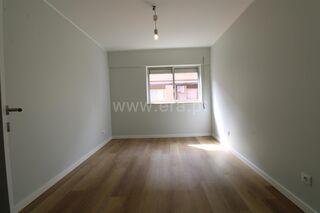 -611468492_apartamento-t2-porto-paranhos_14_1_1468492_17951952_2_1_viJ2BHgtF7f_c2_a7u1vqw4RGL2E7fIW4JQJi8yNIIO10PPEB8h4ZPpqcw_.jpg