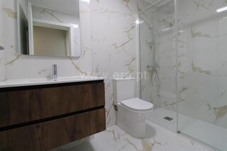 -611468492_apartamento-t2-porto-paranhos_14_1_1468492_17951955_2_1_P2vEtKbataitjfJsMGgZD0T54scQGAfrzqPexCzWUsDEB8h4ZPpqcw_.jpg