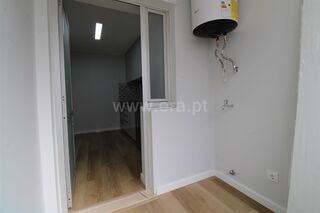 -611468492_apartamento-t2-porto-paranhos_14_1_1468492_17951962_2_1_zi0tXj6qfaop9vTOf3aukXXX6OBSC2a5afgmupYd9WrEB8h4ZPpqcw_.jpg