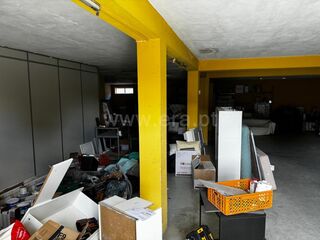 -611469106_armazem-vila-nova-de-gaia-mafamude-e-vilar-do-paraiso_14_1_1469106_17958507_2_1_mz5663ecIc88DC29JoiI_2fJMzT7UxNRGOW40IhNOmSVjEB8h4ZPpqcw_.jpg