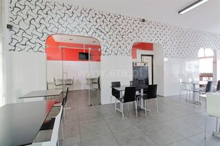 -611470434_cafe-vila-nova-de-gaia-vilar-de-andorinho_14_1_1470434_17972889_2_1_RLZ1SeL5JketYyQi31ObQJZZooi_2bbIFyRmbcmgbB7RXEB8h4ZPpqcw_.jpg