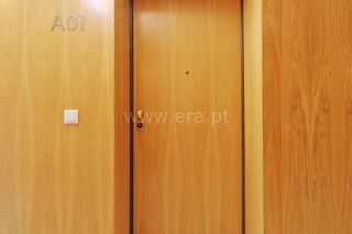 -611482506_apartamento-t1-porto-paranhos_14_1_1482506_18113843_2_1_wK7GQWf511esqAR_2fyK0TUWlnHLj0gbgC_2fMAt2NeTjifEB8h4ZPpqcw_.jpg