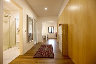-611488498_apartamento-t2-vila-nova-de-gaia-mafamude-e-vilar-do-paraiso_14_1_1488498_18171931_2_1_edfky_2f99RIY9Rw_2fwEwF_2fmRXrAlurLVpNNuO6BefbT2_2fEB8h4ZPpqcw_.jpg