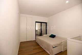 -611488498_apartamento-t2-vila-nova-de-gaia-mafamude-e-vilar-do-paraiso_14_1_1488498_18171936_2_1_ShQHGN7MWrOFQvHC7vjvurkStjnJ2NK_2bl0yiKd_2fS1DHEB8h4ZPpqcw_.jpg