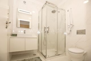 -611488498_apartamento-t2-vila-nova-de-gaia-mafamude-e-vilar-do-paraiso_14_1_1488498_18171942_2_1_N2wFnQRSwmVM7byXNWnPChznJeW_2fKEoL1xZ0eQkREJTEB8h4ZPpqcw_.jpg