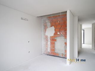 -212980376_IDe7dc9a01-0000-0500-0000-000015870040.jpg