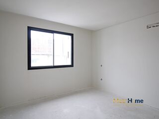 -212980376_IDe7dc9a01-0000-0500-0000-000015870041.jpg