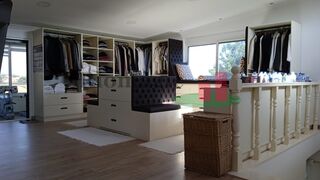 -210776671_ID7b957301-0000-0500-0000-000012221859.jpg