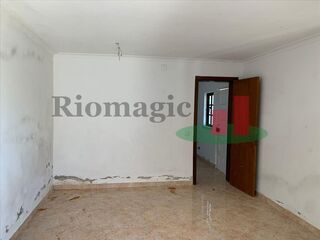 -211515868_IDcb818201-0000-0500-0000-000013e81477.jpg