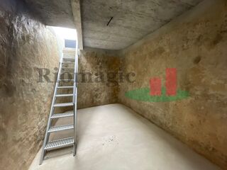 -212124181_IDf61b8d01-0000-0500-0000-00001488c35f.jpg