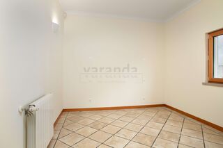 -10512648_MoradiaPinhalNovoCI-30-1.jpg