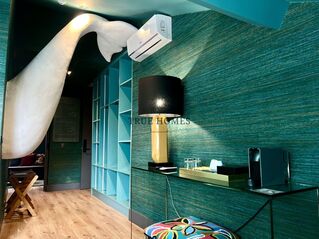 -706185550_e76i4229r39qsn6l.jpg