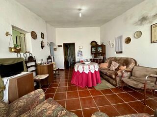 -611450973_moradia-isolada-t2-arraiolos-arraiolos_14_1_1450973_17793316_2_1_Ck6qB2dq9uq_2bp3YKmMrhNW_2fGlqAeTLdJB67APNJ9gcbEB8h4ZPpqcw_.jpg