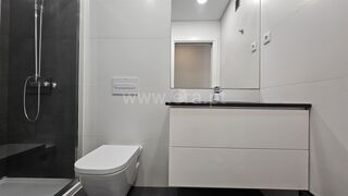 -611475942_apartamento-t3-almada-charneca-da-caparica_14_1_1475942_18033956_2_1_BPoj9AzOWp_2bg93spT7zQ_2fIiMxnmU_2fAGiN61ZGsgGS_2b_2fEB8h4ZPpqcw_.jpg