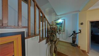 -213138681_IDfa40fac8-17c0-4888-bb21-d94892717b36.jpg