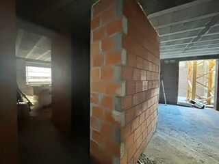 -8041896600_prod_227138_slide.jpg