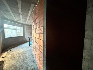 -8041896600_prod_227139_slide.jpg