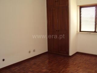 -611368542_apartamento-t3-covilha-boidobra_14_1_1368542_16836330_2_1_4rRsTOGIh8D9OehuHz6f67gUAG95VsNvUm_2bWheK92zLEB8h4ZPpqcw_.jpg