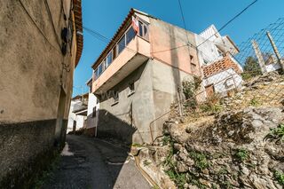 -611426948_moradia-em-banda-t2-covilha-unhais-da-serra_14_1_1426948_17531068_2_1_mwQ3H6EXBtZSW1j9kW_2fGZmHVb8NF4vbI6ScvoerZPmjEB8h4ZPpqcw_.jpg