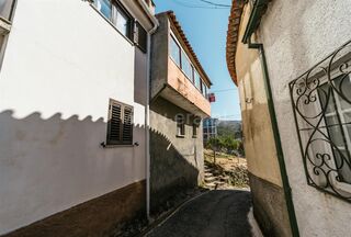 -611426948_moradia-em-banda-t2-covilha-unhais-da-serra_14_1_1426948_17531070_2_1_Ph3ihq8VF7EypBLBl2Y9sV3Fbqs0xSRRlhjkOMx8tyfEB8h4ZPpqcw_.jpg
