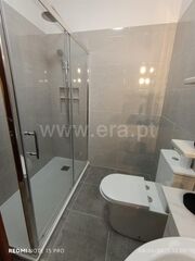 -611487708_apartamento-t3-covilha-covilha_14_1_1487708_18164077_2_1_nV_2bXVAKwXnevfUc86pJ1sDKht0AT_2fmCzyzF43CsJQY3EB8h4ZPpqcw_.jpg