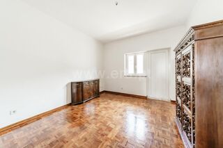 -611490572_apartamento-t4-covilha-covilha-e-canhoso_14_1_1490572_18207023_2_1_7Br5ET4dNGmP_2fjIVHkbrJ46S8NFEpOiMDAaQd_2friAM_2fEB8h4ZPpqcw_.jpg