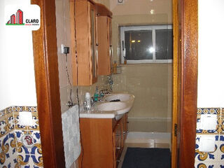 -706107980_ea2tk223siv9520i.jpg