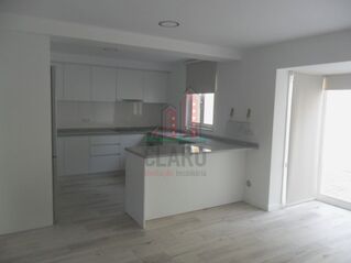 -706186525_y350l047cvh9raxu.jpg