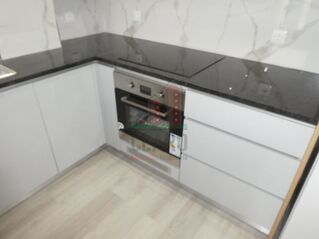 -706188930_k5obe9wxgxz394w5.jpg