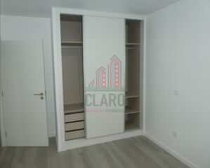 -706188930_nqwpg1ymk9rg541d.jpg