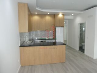 -706188930_vw5d8gd1q7713tts.jpg