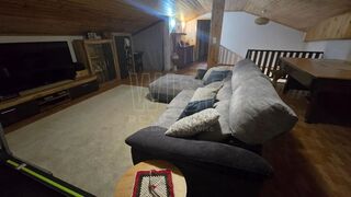 -28003381_518391744663241669ebd0751f63bf45859b861f6e27bb3fe7.jpg