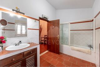 -211598421_IDf70f8201-0000-0500-0000-000013e549da.jpg