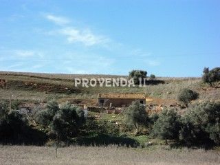 Terreno Agrícola com 350m2 Forno da Cal e Traviscais Aljezur - electricidade, água da rede, sobreiros