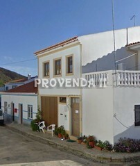 Moradia V3+1 Rua do Comercio Bordeira Aljezur - aquecimento central